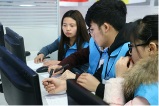 财经贸易系员工荣获重庆市高等职业院校技能竞赛“市场营销技能”两个一等奖