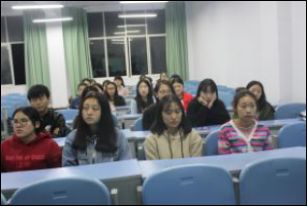 财经贸易系开展“普及健康知识，争创卫生校园”主题班会