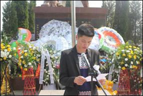 财经贸易系开展“我们的节日•清明祭扫烈士墓活动”