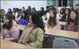 财经贸易系开展“诚信考试，杜绝作弊”主题班会活动