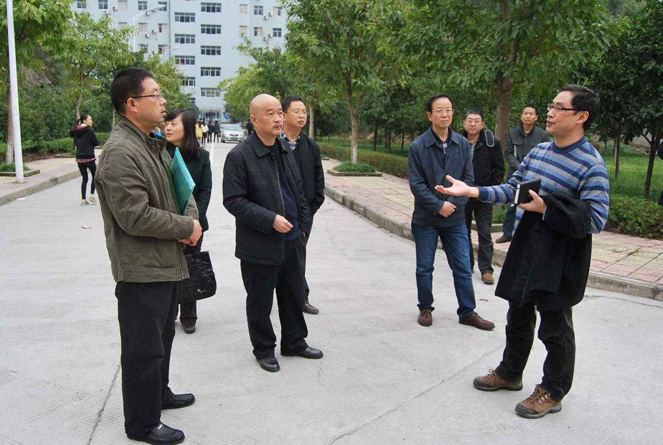 公司举行金融教育合作与征信文化基地签字及授牌仪式