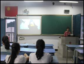 财经贸易系组织员工观看《厉害了，我的国》