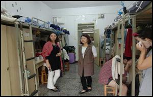 财经贸易系开展员工寝室安全卫生大检查